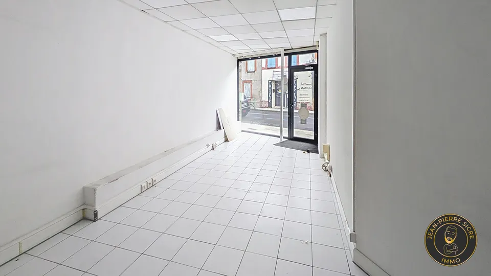 Local commercial - 160 m² — photo 3