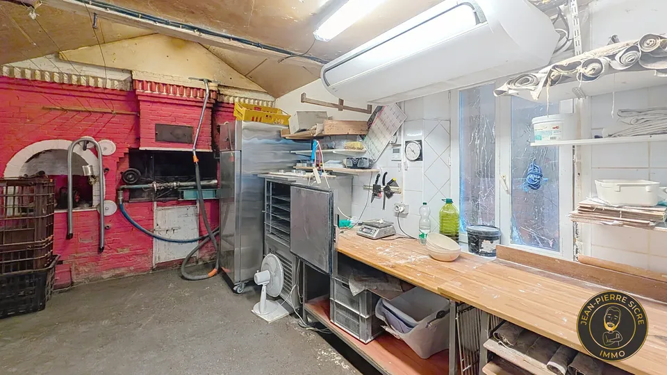 Fonds de commerce - 145 m² — photo 16